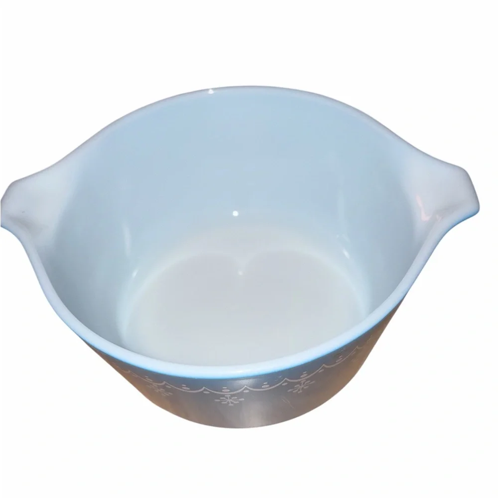 3 piece Vintage Pyrex Blue Garland Snowflake Casserole 1 QT and 1 pint and 1 lid